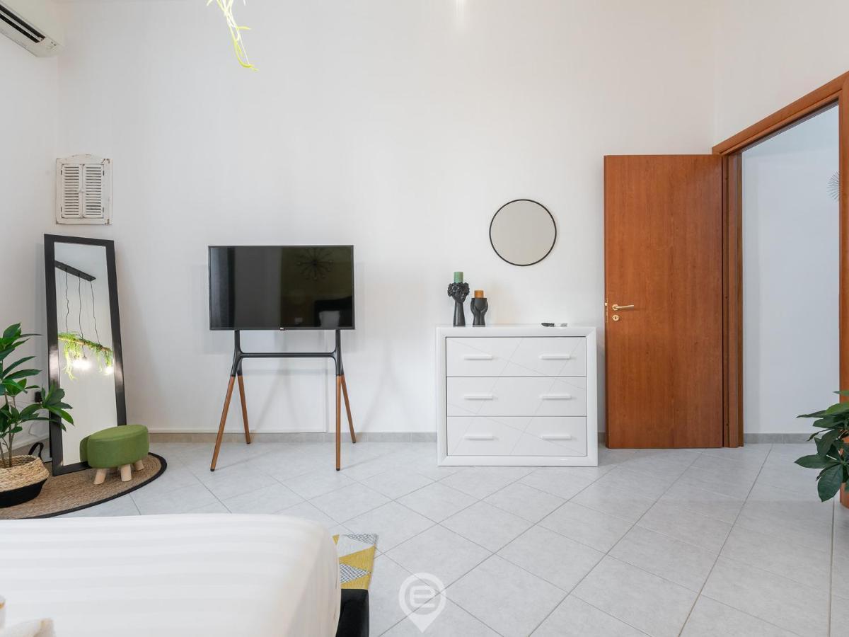Trendy City Apartment Cagliari Exterior photo